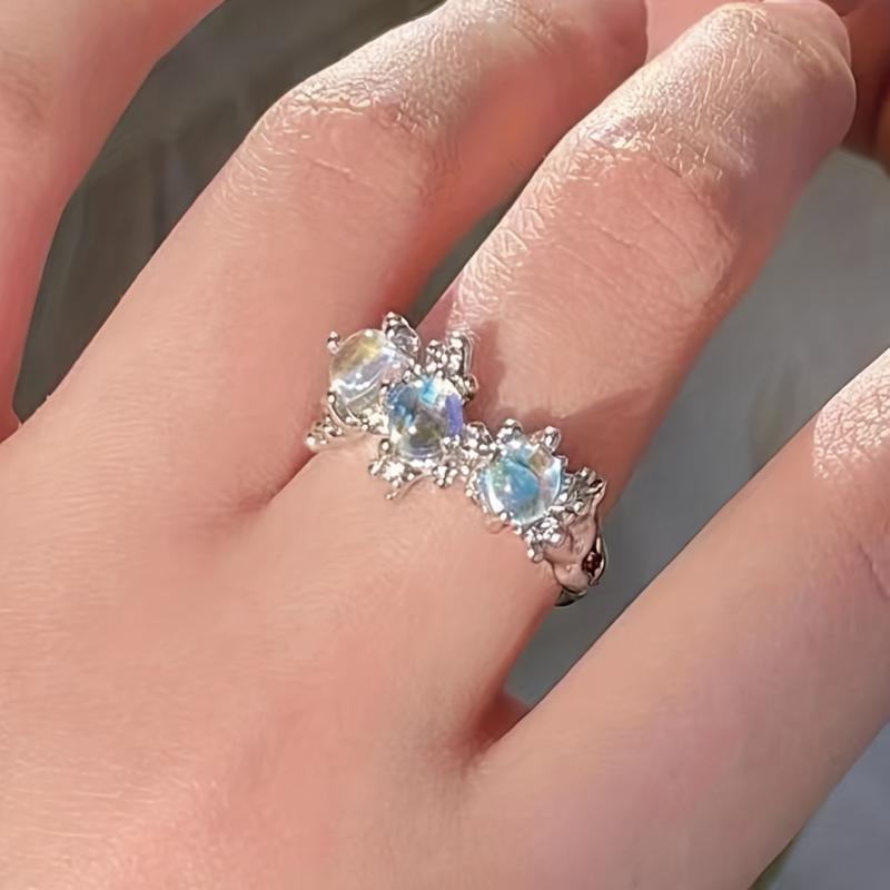 Unique Sense Silver Moonstone Inlaid Ring Adjustable Ladies Ring