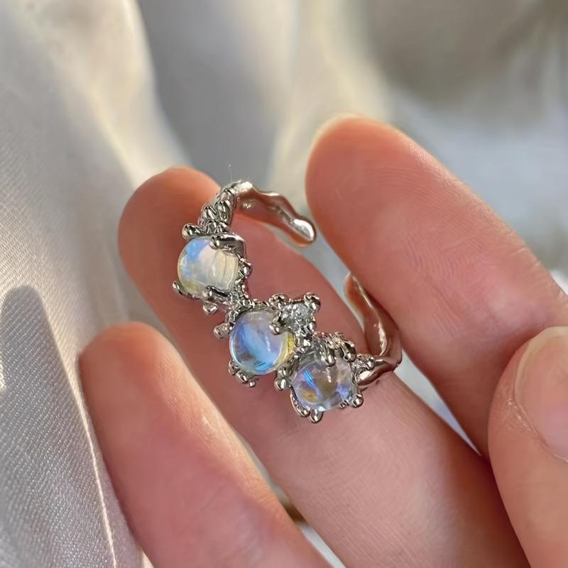 Unique Sense Silver Moonstone Inlaid Ring Adjustable Ladies Ring