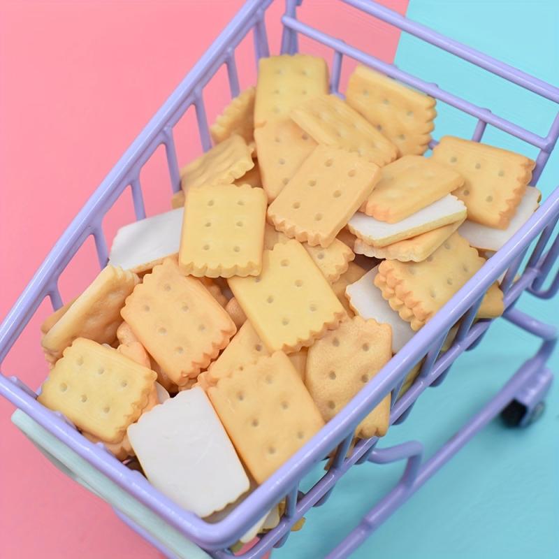 Mini Biscuit Simulation Food Model for Supermarket Ornaments