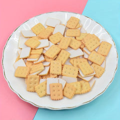 Mini Biscuit Simulation Food Model for Supermarket Ornaments