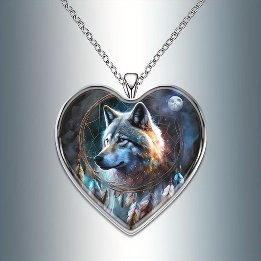 Heart-Shaped Wolf Necklace Family Anniversary Gift