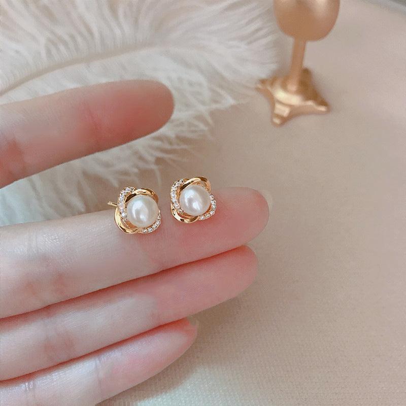 Retro Pearl Earrings for Women