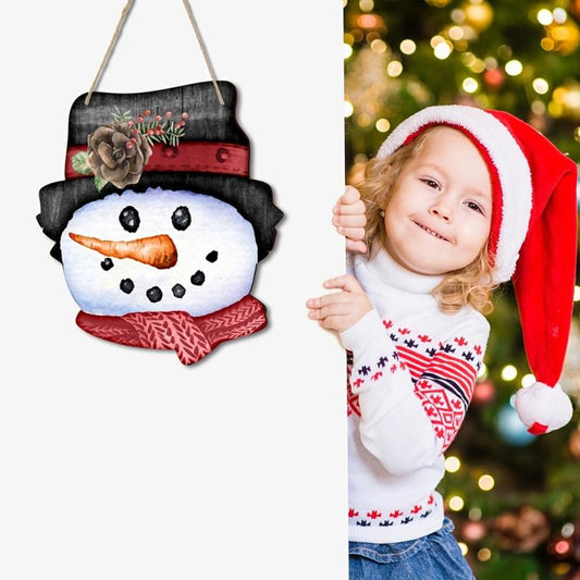 Adorable Wooden Snowman Pendant for Festive Cheer