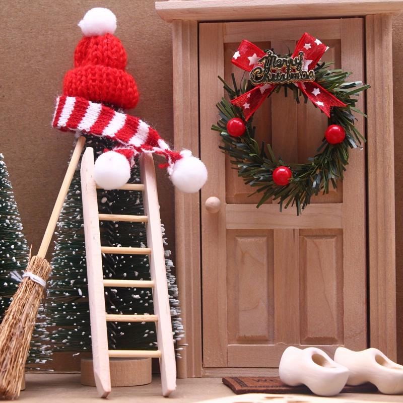 15Pcs Dollhouse Christmas Decor Mini Tree Wreath Light Hat Scene Model DIY