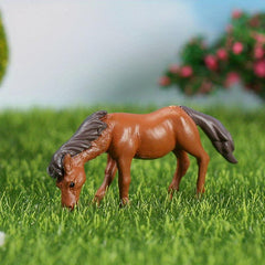 2pcs Horse Miniature Landscape Decorations DIY Pet House Creation