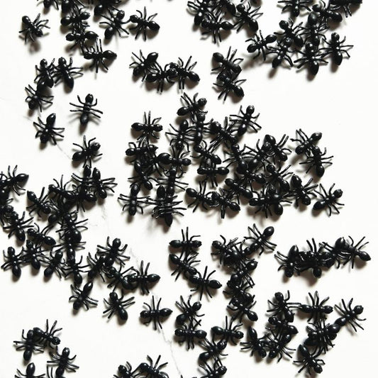 100 Ants Simulation Prank Toys Halloween Bar Decoration Props