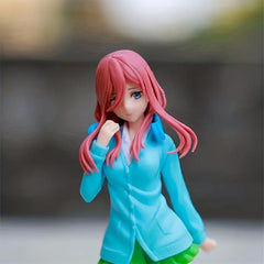 Standing Girl Figures for Model Collectors - Anime Character Figures