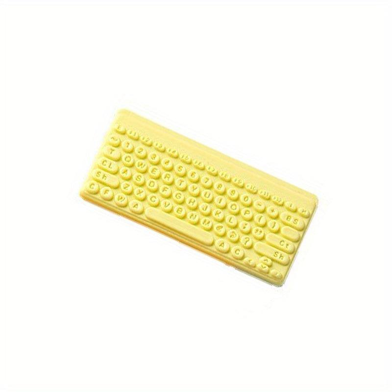 2Pcs Mini Macaroon Keyboard Ornaments for Dollhouse