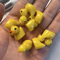 10pcs Colored Ducklings Micro Landscape Ornaments