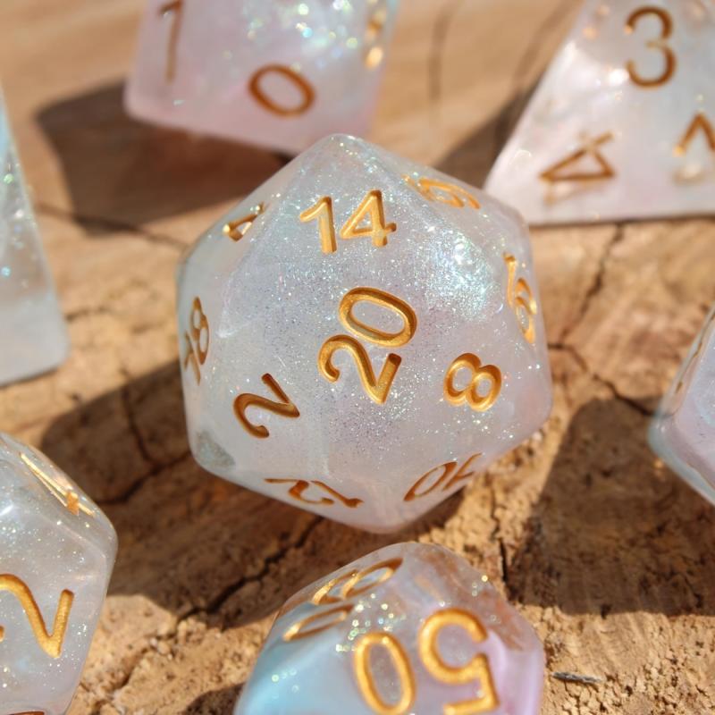 Pearlescent Polyhedral Dice Set for Table Games