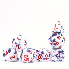 7pcs Dark Spray Painted Temperature Changing Magical Dice Set