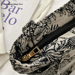 Embroidery Pattern Clutch Canvas Shoulder Bag