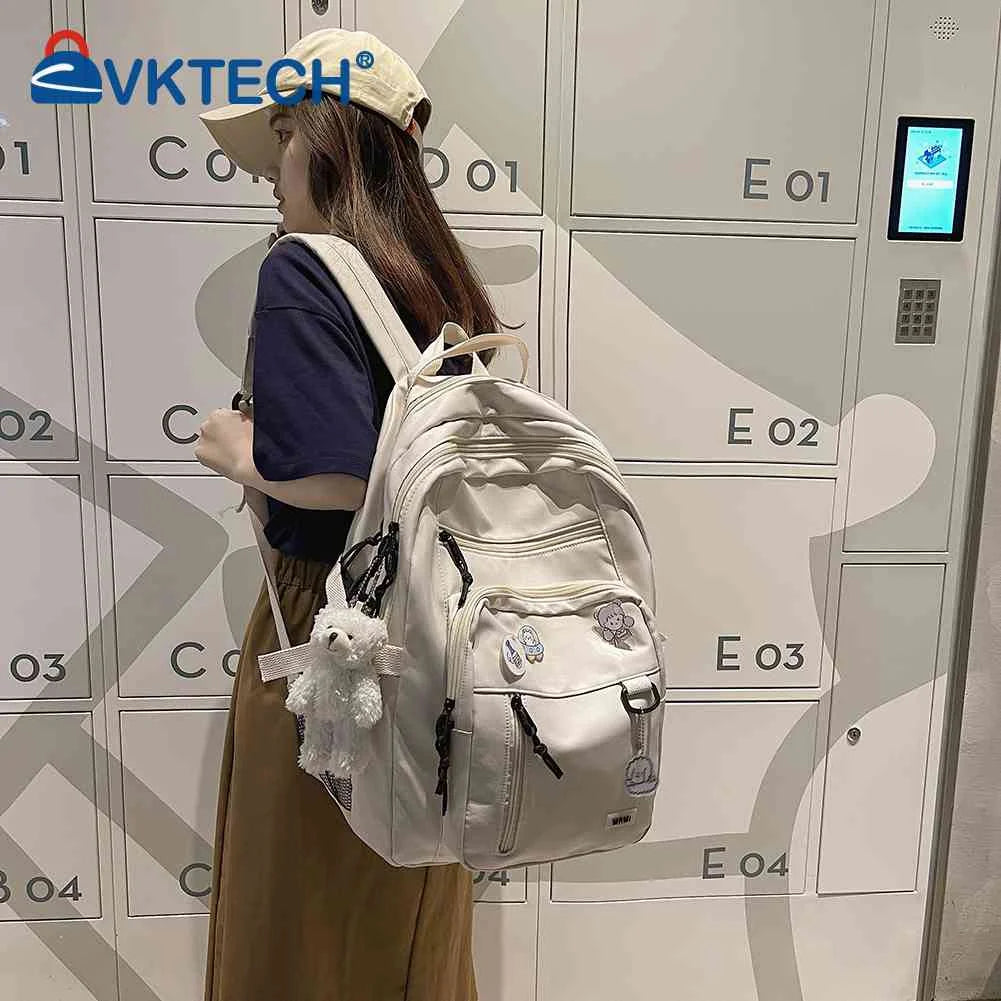 Casual Nylon Backpack with Multi-pocket Shoulder Straps