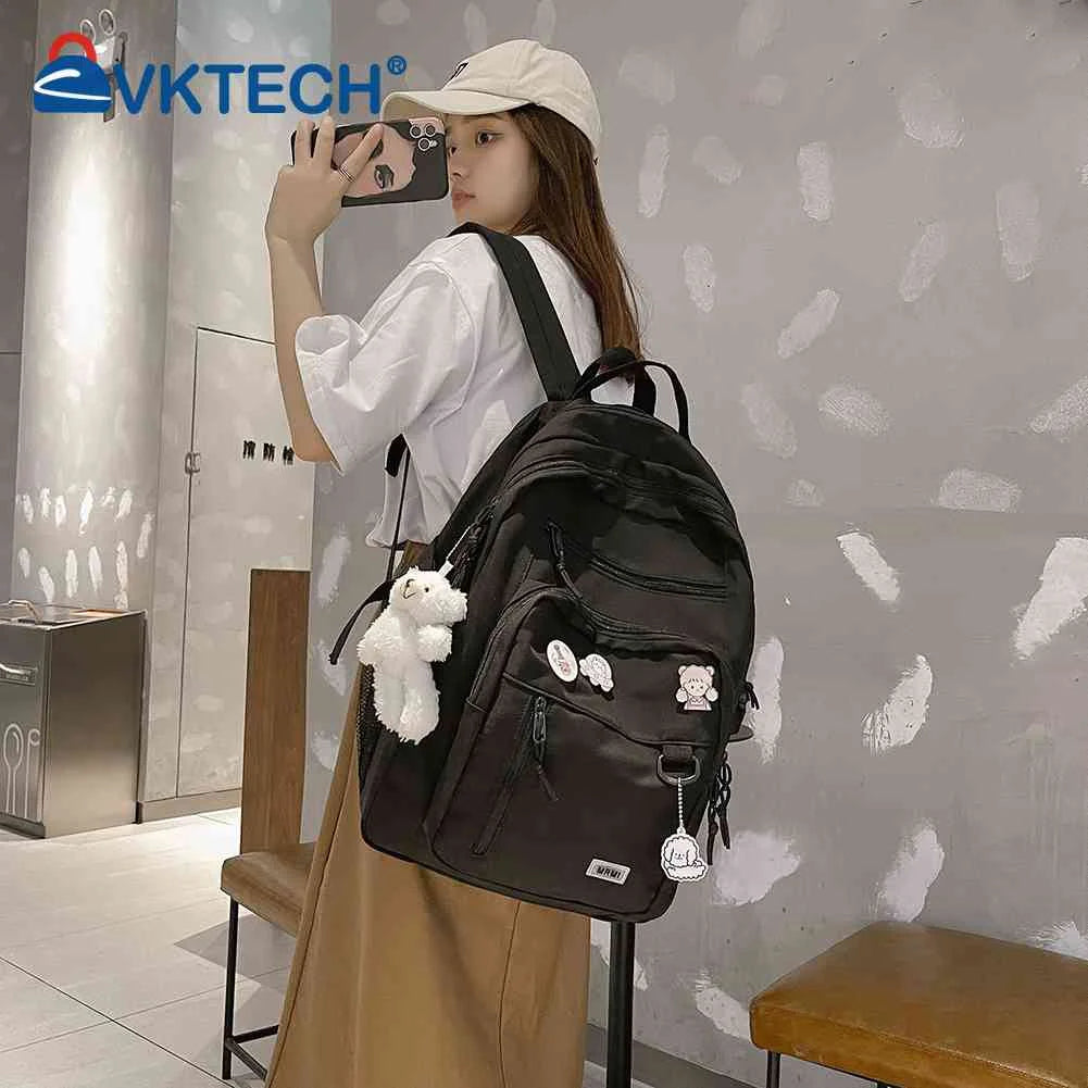 Casual Nylon Backpack with Multi-pocket Shoulder Straps