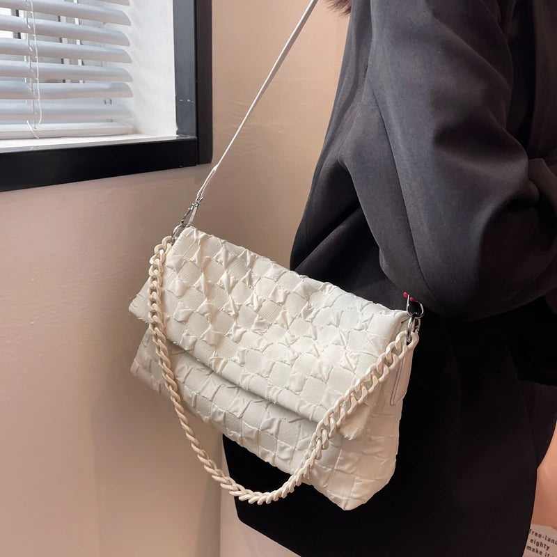 Vintage Small Shoulder Bag Women Fold Over Handbags Tote Bag with Chains