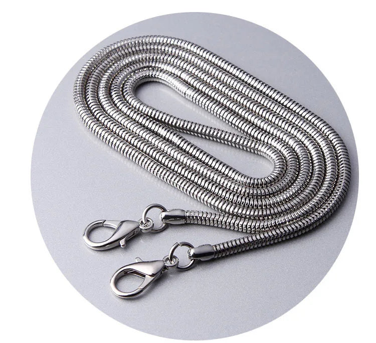 Chuwanglin Snake Bone Chain Shoulder Bag Paper Clip Clutch for Women