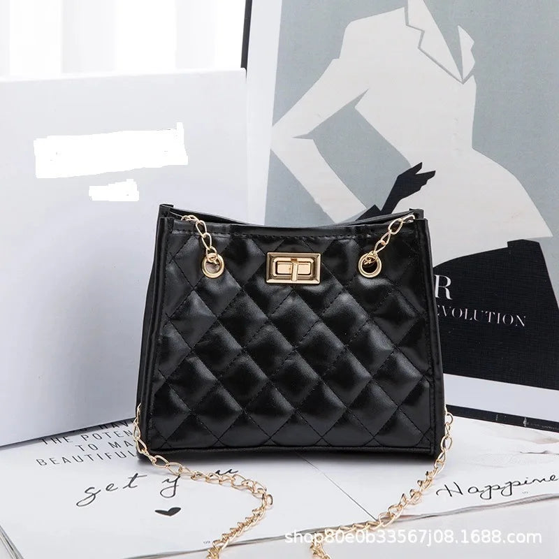 Quilt Chain Shoulder Bag Small Diamond Lattice Handbag Crossbody Purse L