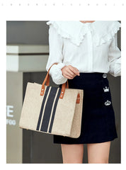 Classic Style Shoulder Bag Large Capacity Multifunction Bag