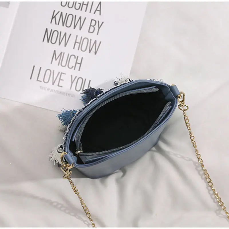Women's Tassel Shoulder Bag Large Capacity Messenger Bag