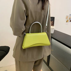 Fashionable Small Square Shoulder Bag for Ladies