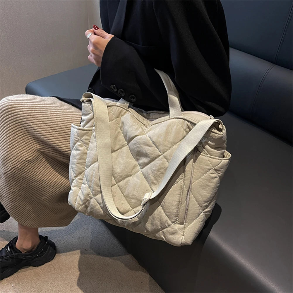Quilted Commute Bag Large Capacity Soft Handbag