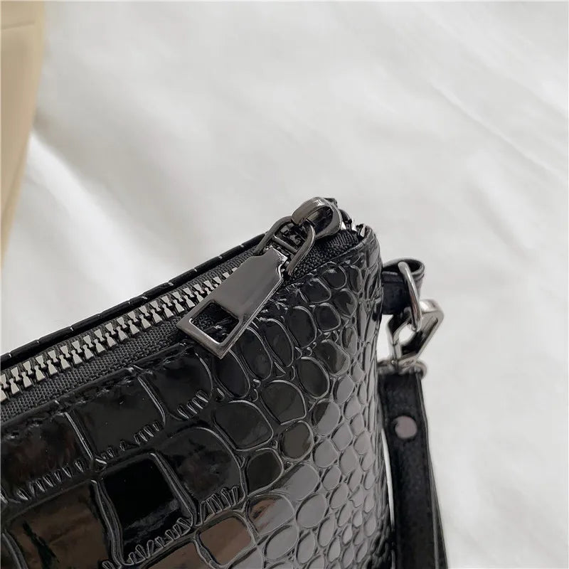 Crocodile Pattern Clutch Bag Envelope Purses
