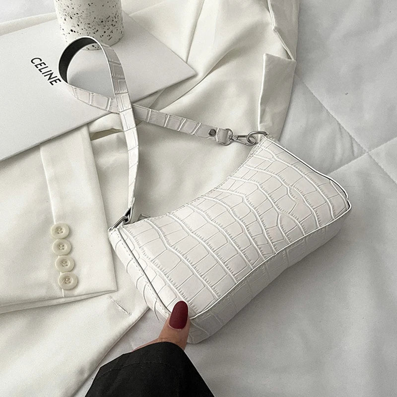 Crocodile Pattern Zipper Handbags Embossed Lacquer Shoulder Bag
