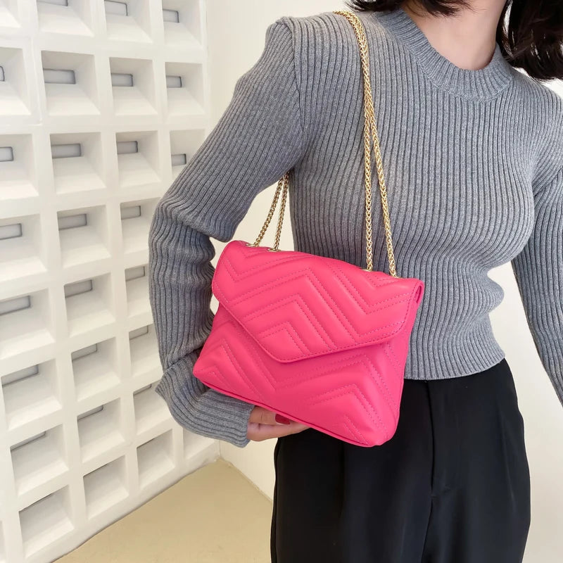 Women's Texture Chains Crossbody Shoulder Bag