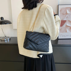 Women's Texture Chains Crossbody Shoulder Bag