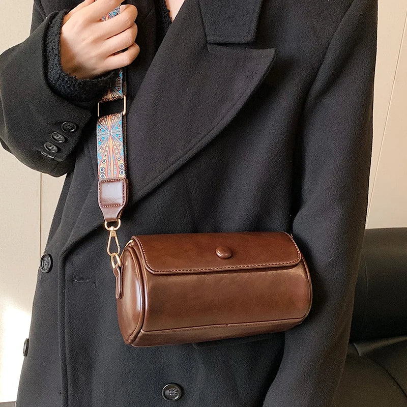 Women's Wide Shoulder Strap Crossbody Bag