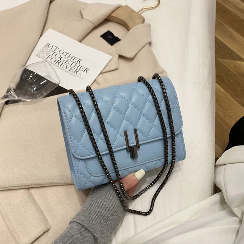 Deconn Quilted Lattice Clutch Crossbody Bag with Chain Strap