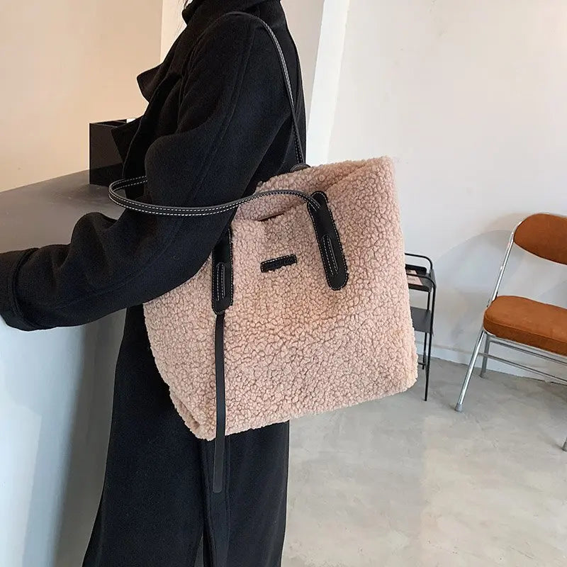 Lambwool Large Shoulder Bag Winter Plush Tote Bag For Women's