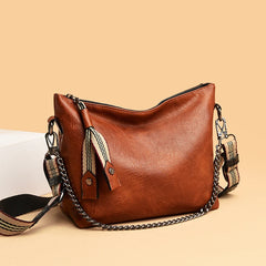 Shoulder Bag for Women Chain High Capacity Handbag Travel Hand Bag