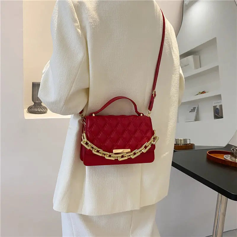 Quilted Chain Shoulder Bag Red Brown