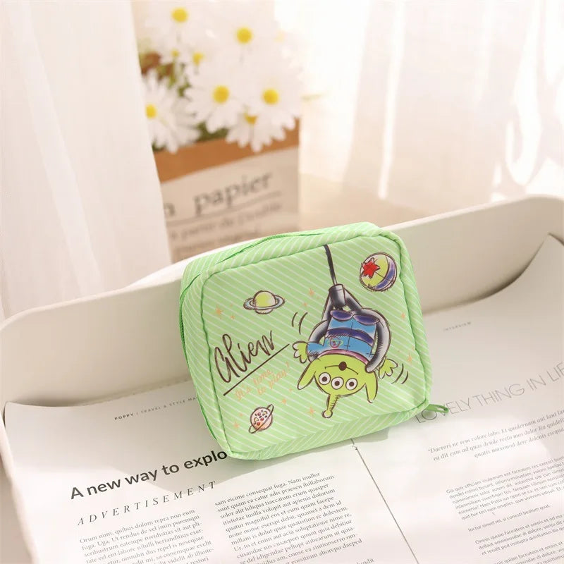 Women's Portable Waterproof Makeup Bag Sanitary Pad Bag