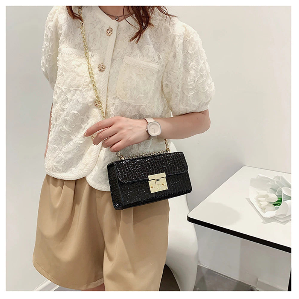 Crocodile Pattern Shoulder Bag Sweet Chain Crossbody Armpit Bag