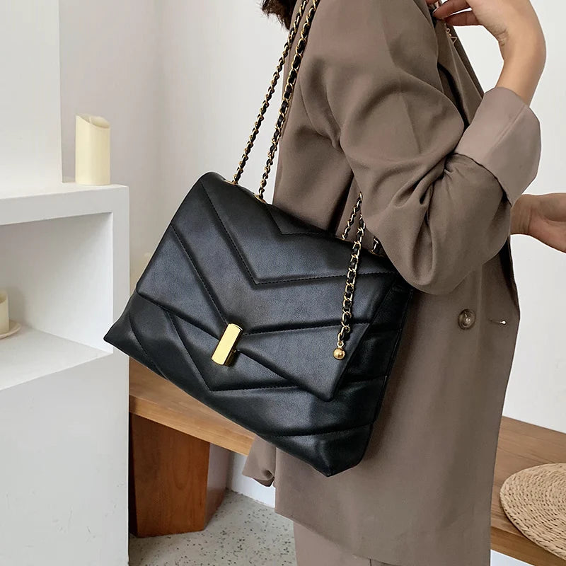 Large Capacity Tote Bag Chain Shoulder Messenger Bag