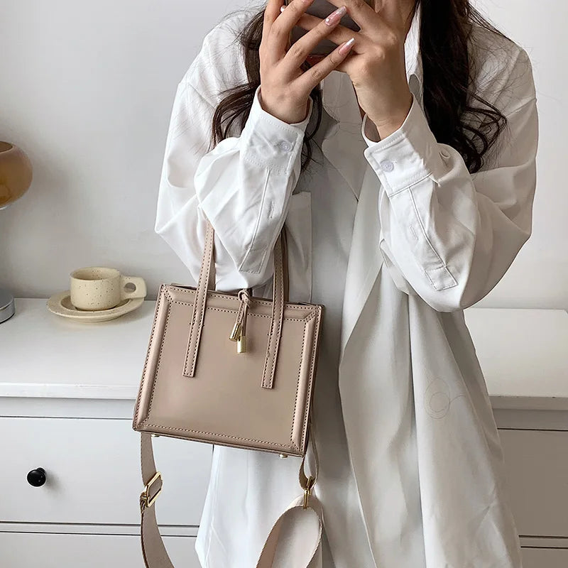 Women Nude Handbag PU Leather Small Totes Chain Shoulder Bags