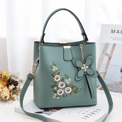 Retro One-Shoulder Messenger Bucket Bags