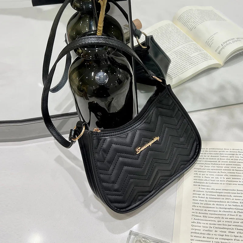Embroidered Underarm Shoulder Bag Lingge Handbag