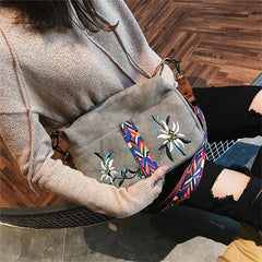 Vintage Embroidery Leather Hobo Shoulder Bag for Women