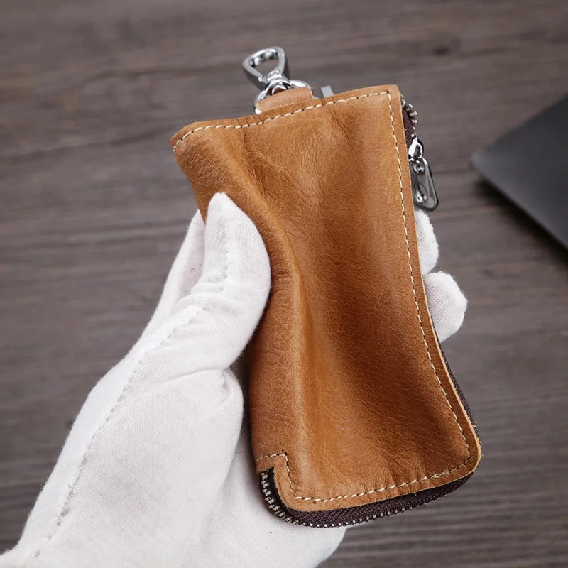 Etaofun Retro Leather Key Holder for Men Women, Keys Case