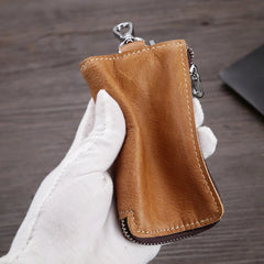 Etaofun Retro Leather Key Holder for Men Women, Keys Case