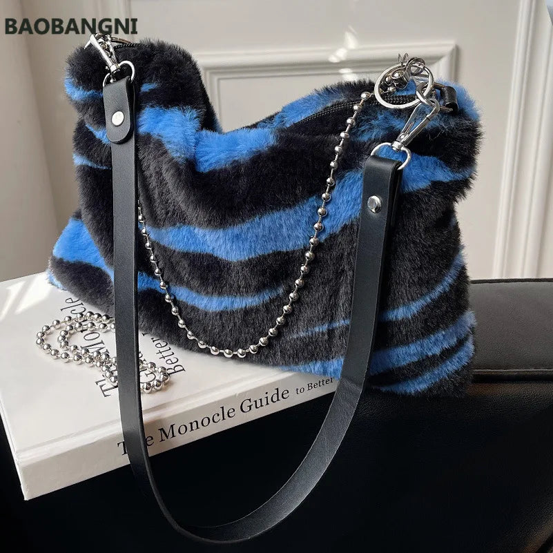 European & American Chain Plush Messenger Bag