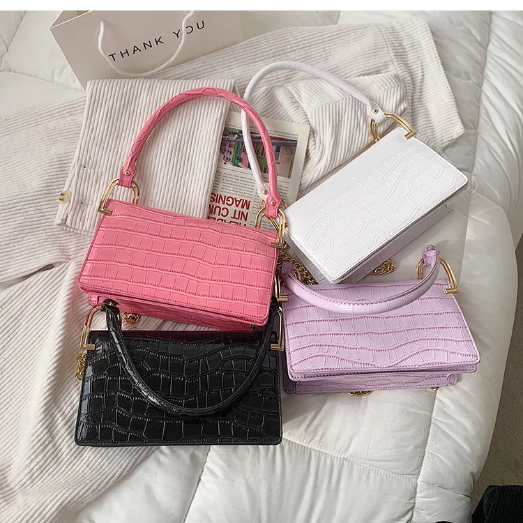 High-end Crocodile Pattern Underarm Bag with Chain Shoulder Strap