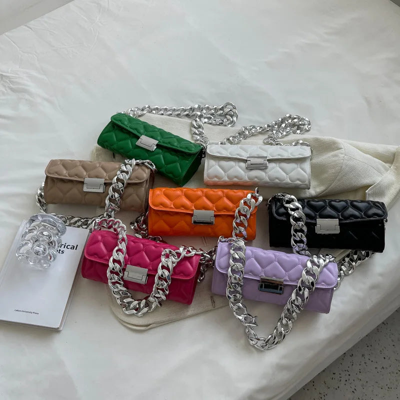Acrylic Thick Chain Shoulder Bag Love Heart Pattern Handbags