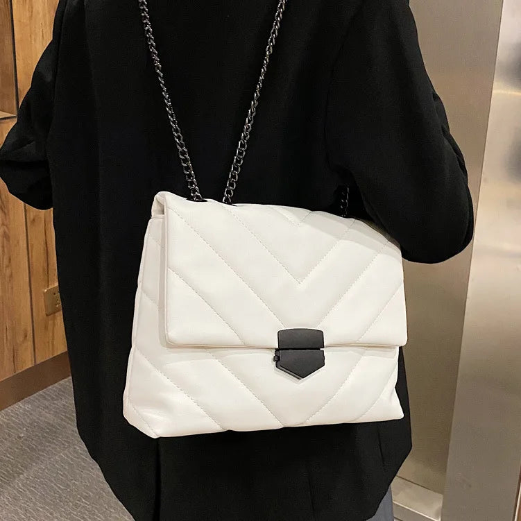 Leather Shoulder Bag with Metal Chain Women's Crossbody Purse