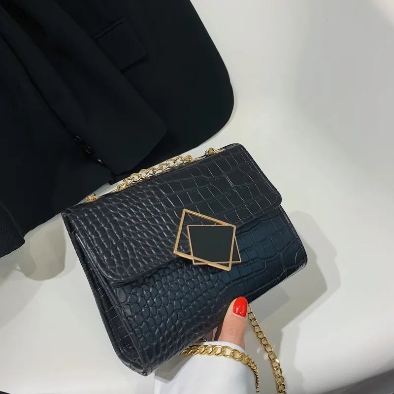 Crocodile Pattern Chain Strap Shoulder Bag Small Crossbody Handbag
