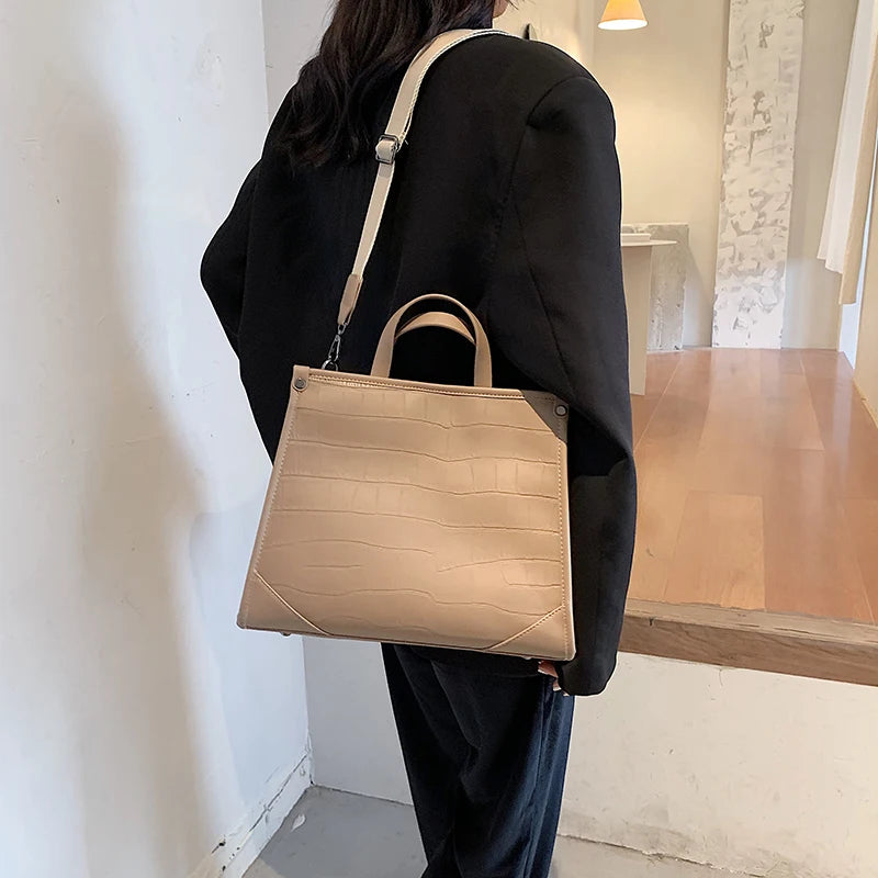 Crocodile Pattern Leather Shoulder Bag for Women Large Capacity Tote