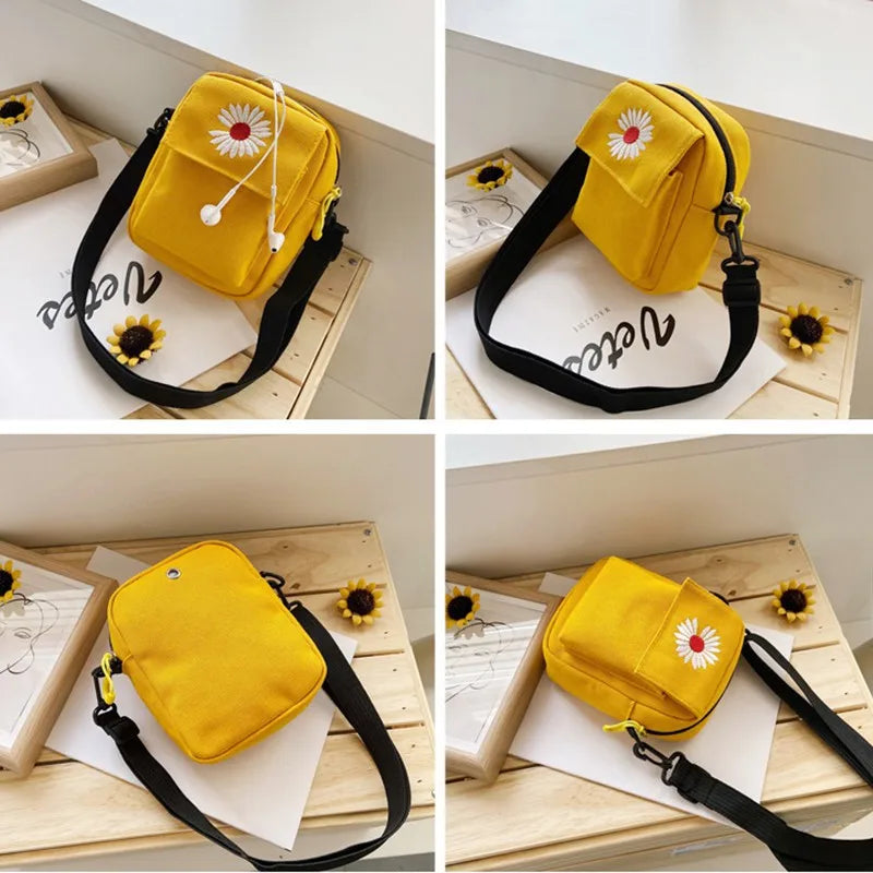 Vintage Daisy Sling Bag Embroidered Canvas Crossbody Shoulder Bag